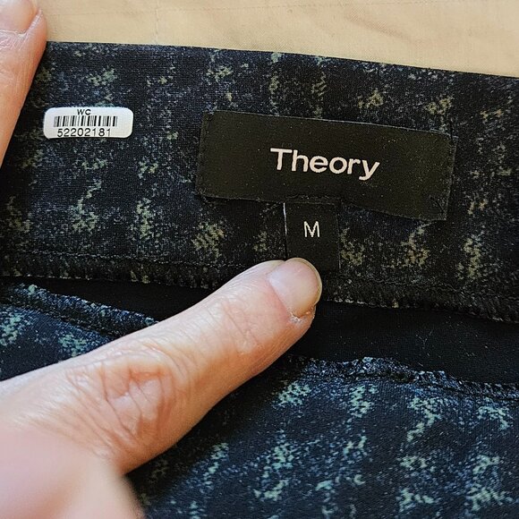 Theory women's stretch capri - Picture 3 of 6